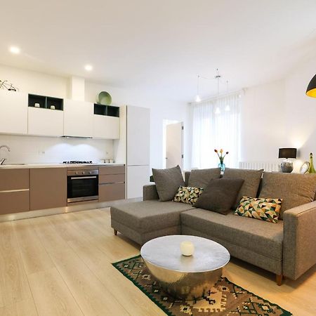 Primopiano - Savona Lägenhet Milano Exteriör bild
