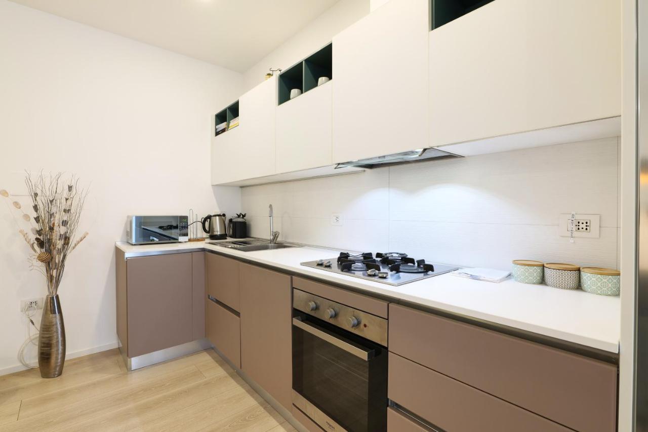 Primopiano - Savona Lägenhet Milano Exteriör bild