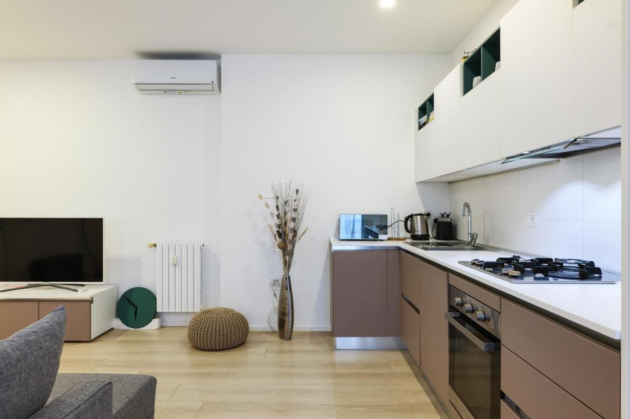 Primopiano - Savona Lägenhet Milano Exteriör bild
